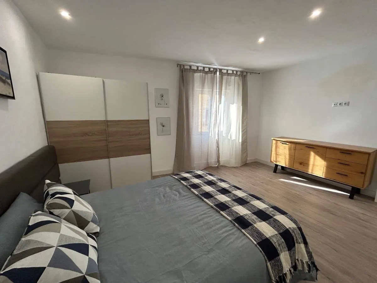 Costa Brava Apartments 帕拉弗鲁赫尔