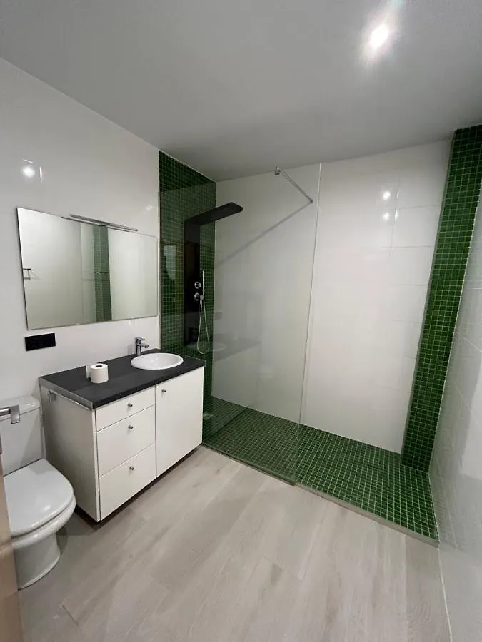 Costa Brava Apartments 帕拉弗鲁赫尔